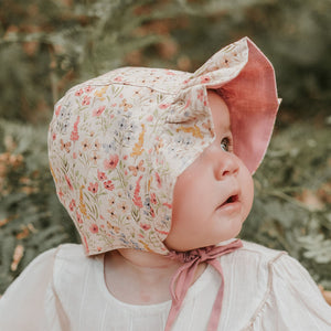 Baby Reversible Ruffle Bonnet | Paris/ Rosa